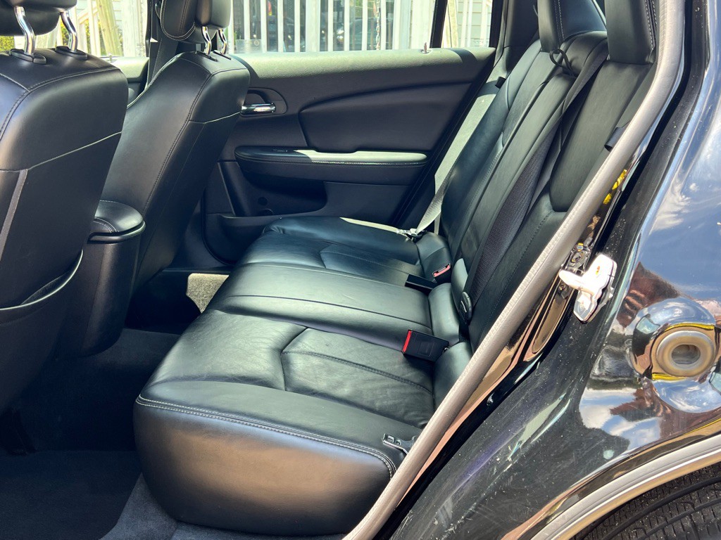 2013 Chrysler 200 Image 15
