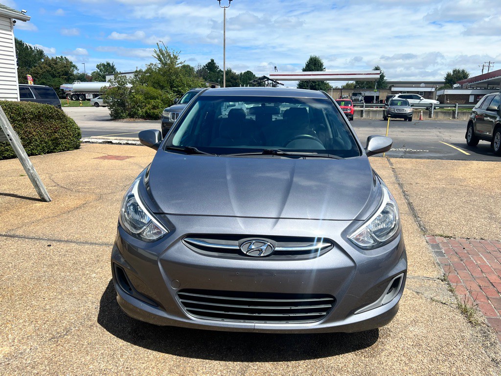 2017 Hyundai Accent Image 2