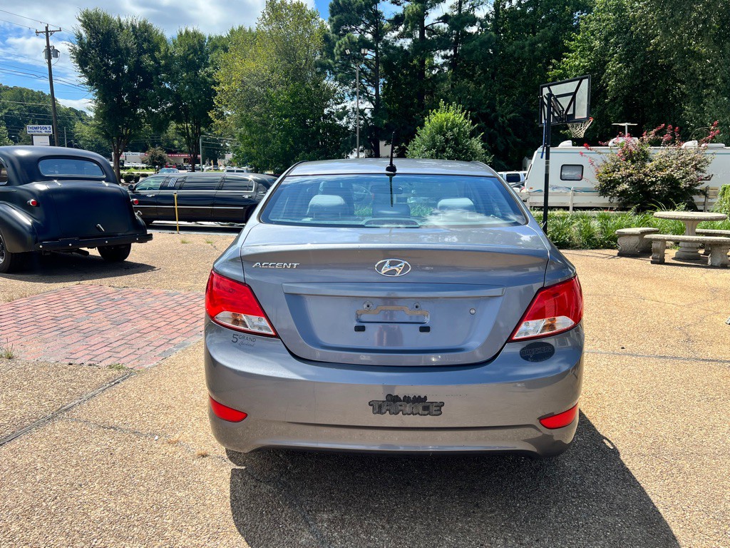 2017 Hyundai Accent Image 6