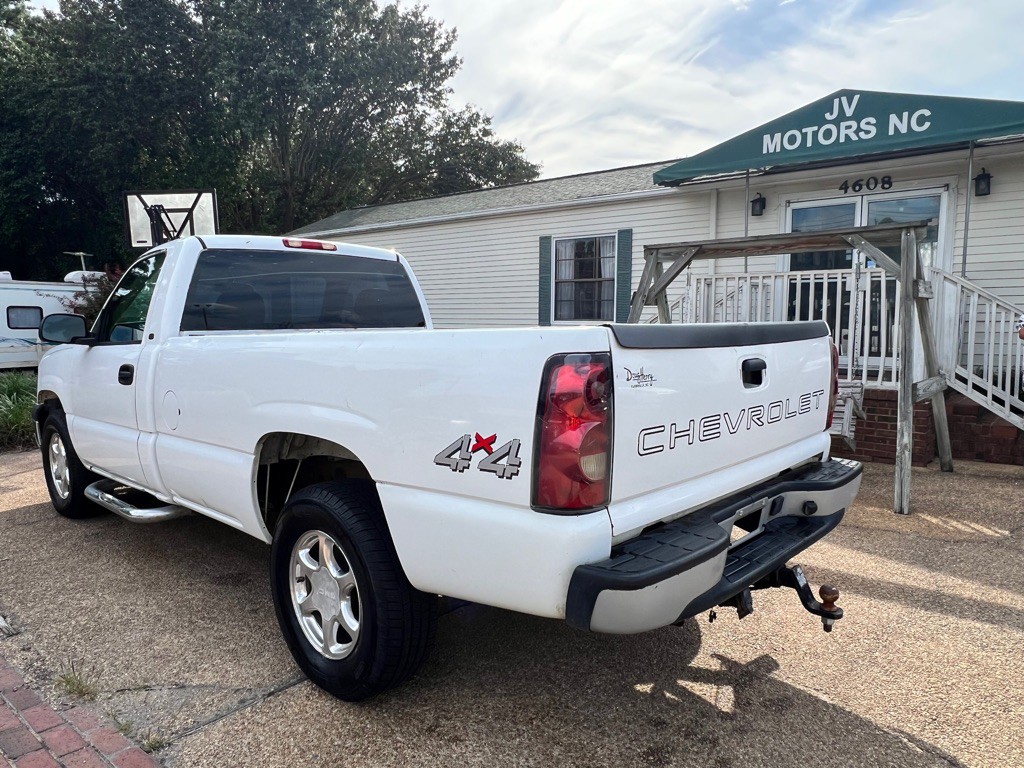 2005 Chevrolet Silverado 1500 Image 6