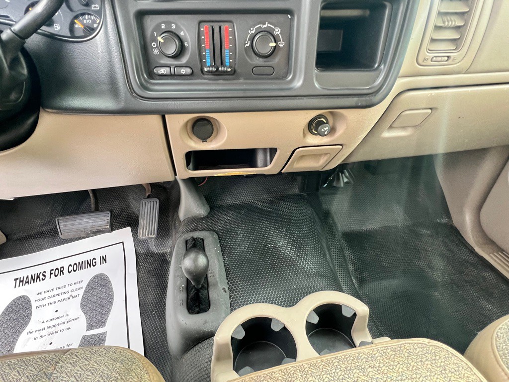 2005 Chevrolet Silverado 1500 Image 14