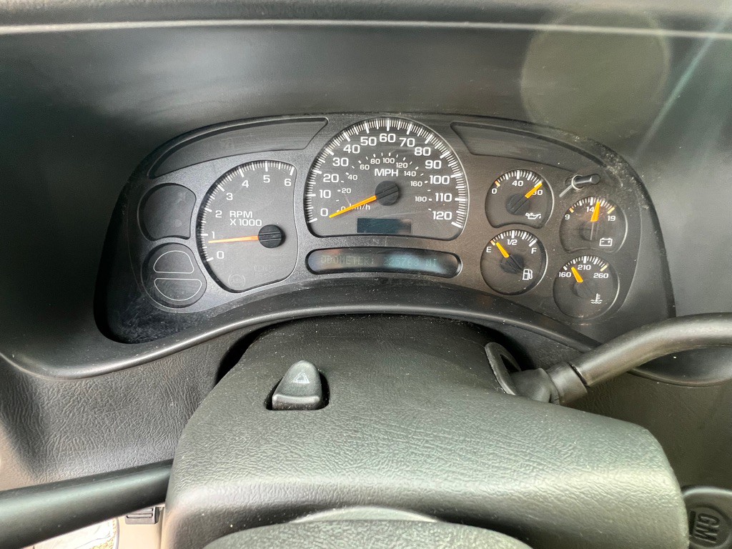 2005 Chevrolet Silverado 1500 Image 16
