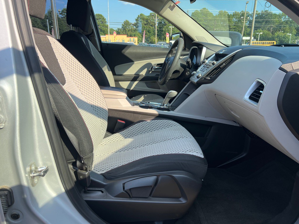 2012 Chevrolet Equinox Image 21