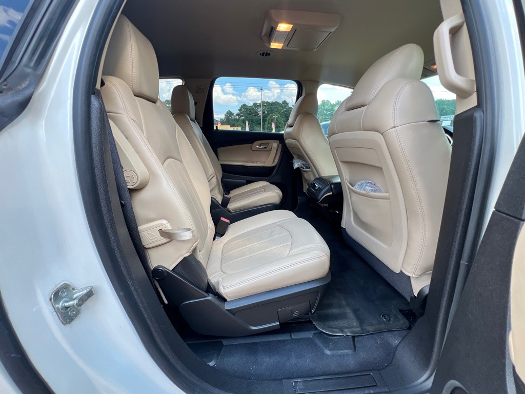 2012 Chevrolet Traverse Image 26