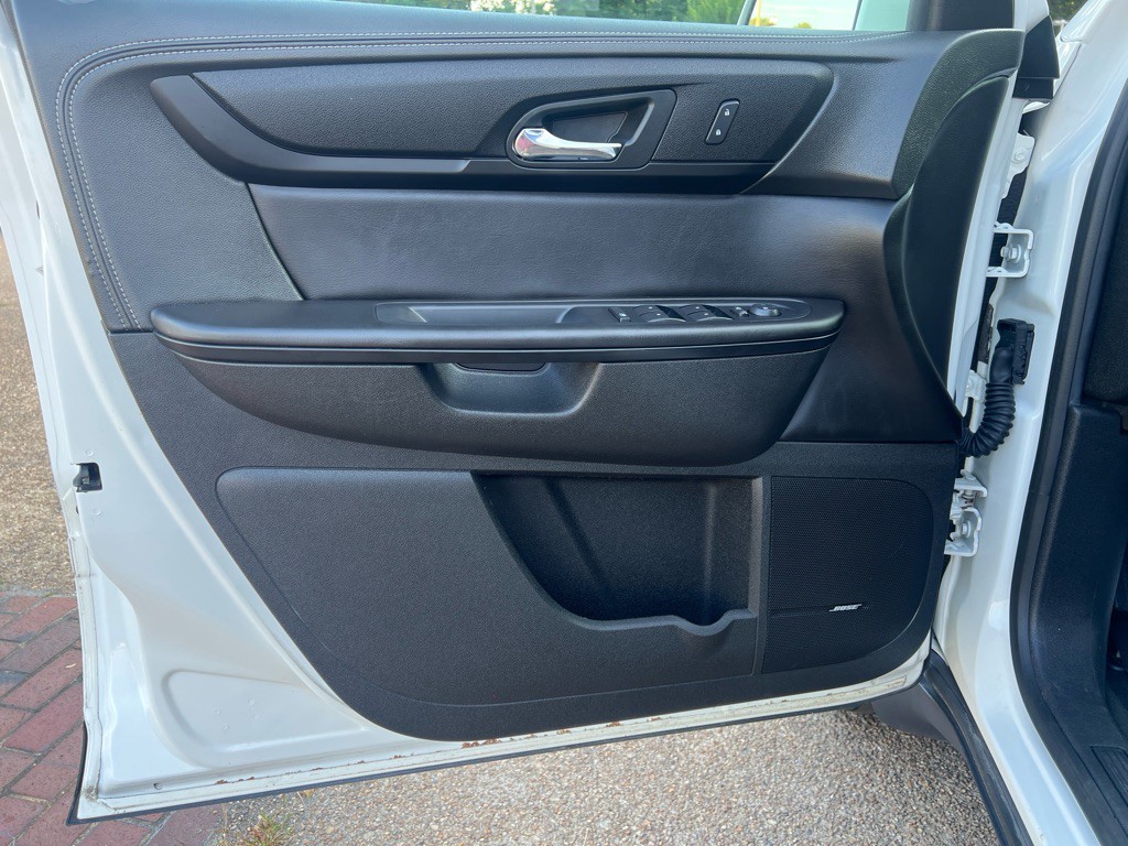 2015 Chevrolet Traverse Image 9