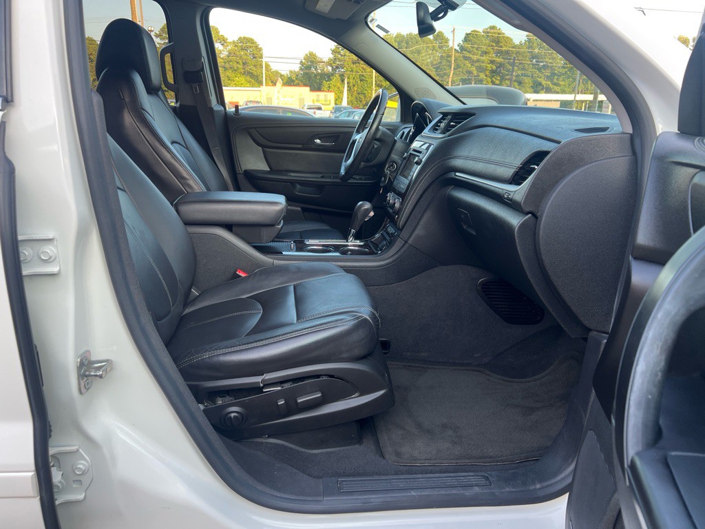 2015 Chevrolet Traverse Image 26