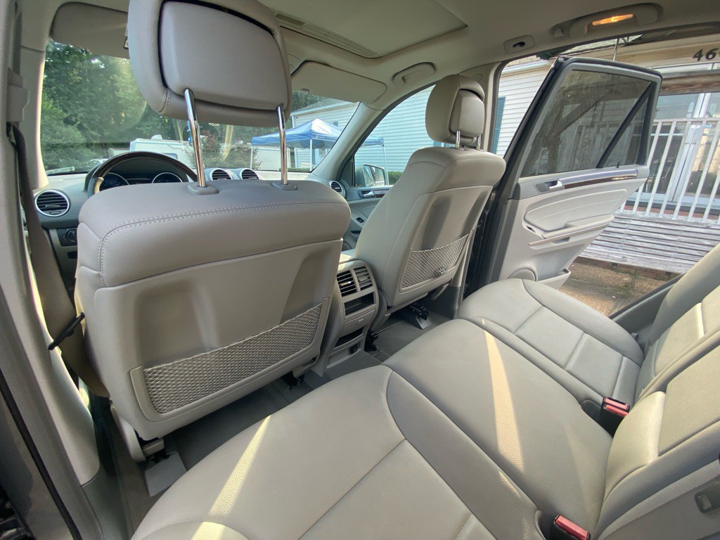 2011 Mercedes-Benz M-Class Image 17