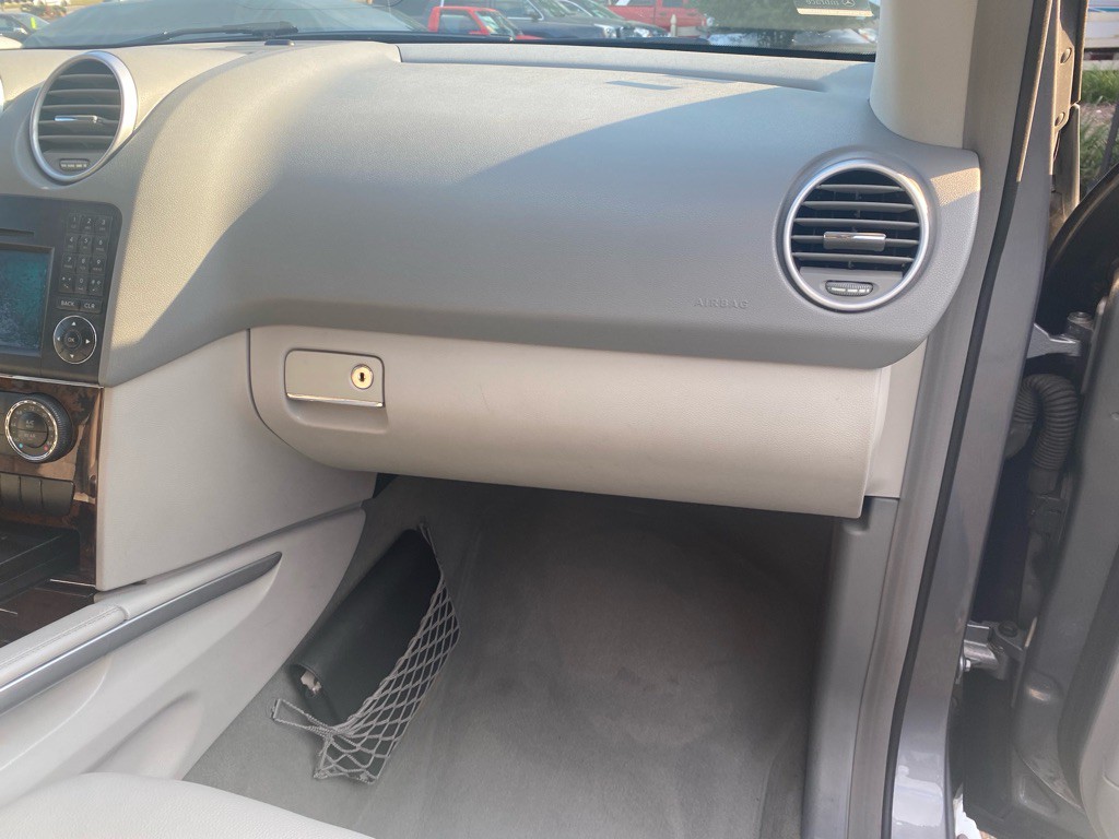 2011 Mercedes-Benz M-Class Image 22