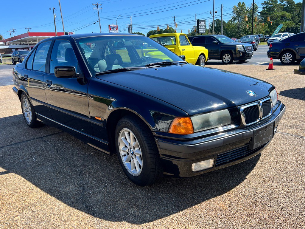 1997 BMW 3 Series Image 3