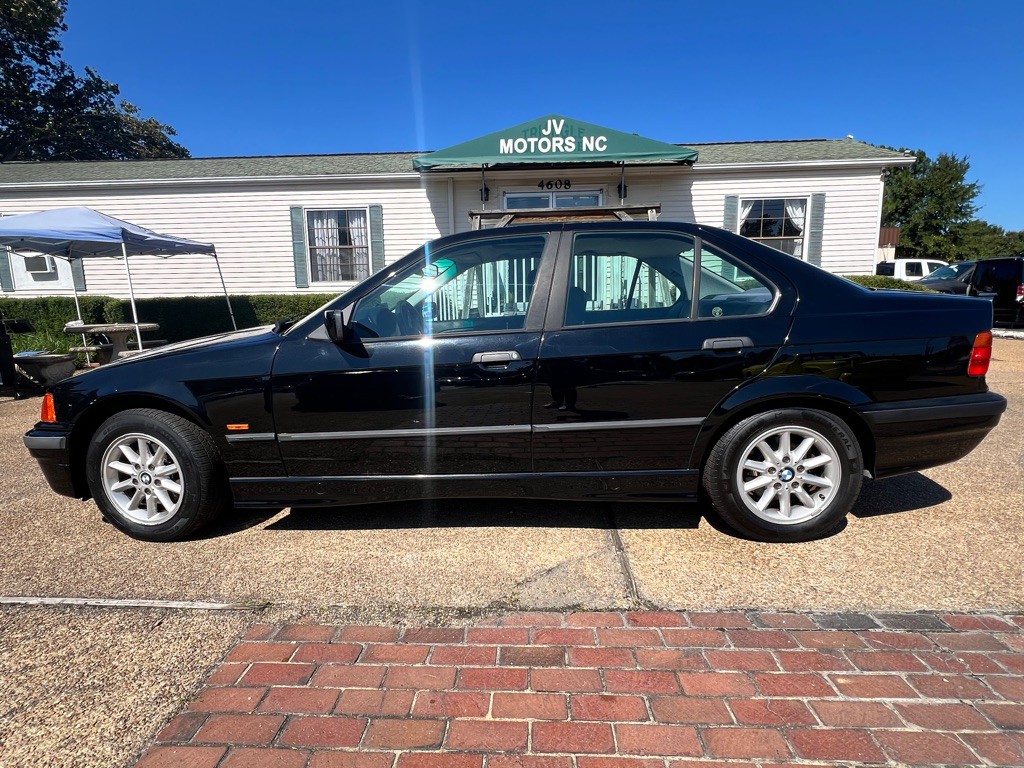 1997 BMW 3 Series Image 8