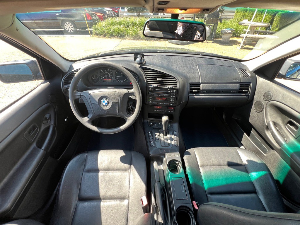 1997 BMW 3 Series Image 17