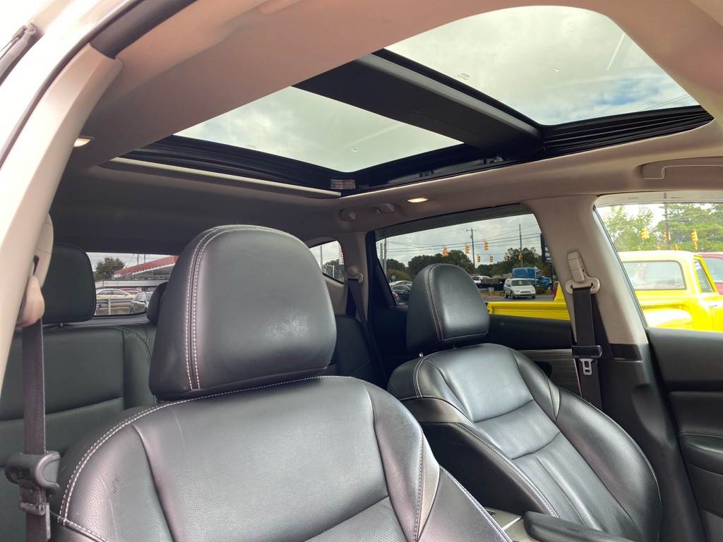 2017 Nissan Murano Image 28