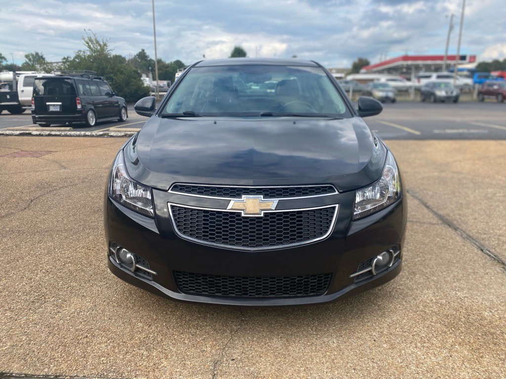 2012 Chevrolet Cruze Image 2