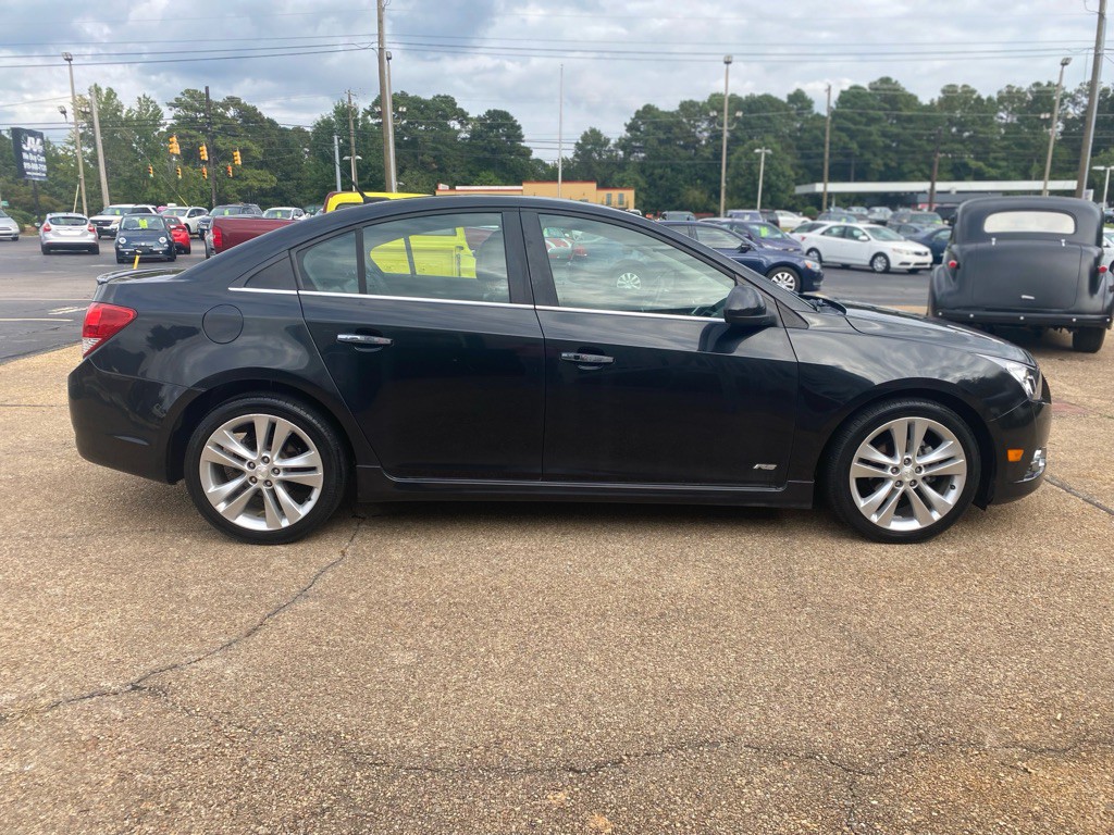2012 Chevrolet Cruze Image 3