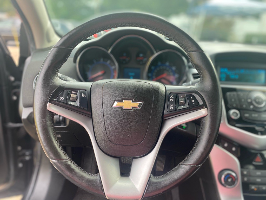 2012 Chevrolet Cruze Image 11