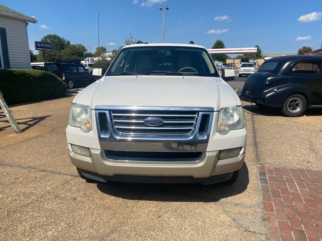 2010 Ford Explorer Image 2