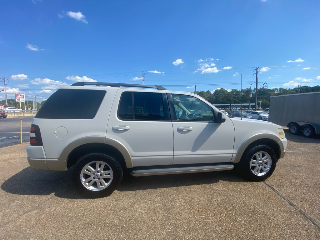 2010 Ford Explorer Image 4