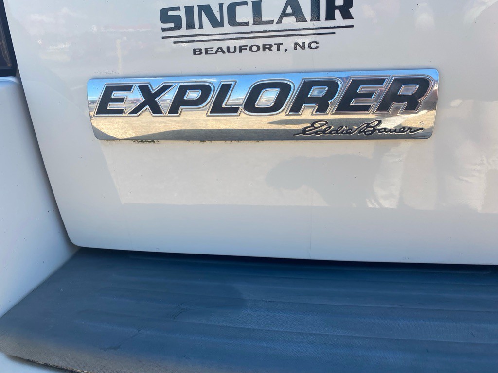 2010 Ford Explorer Image 10