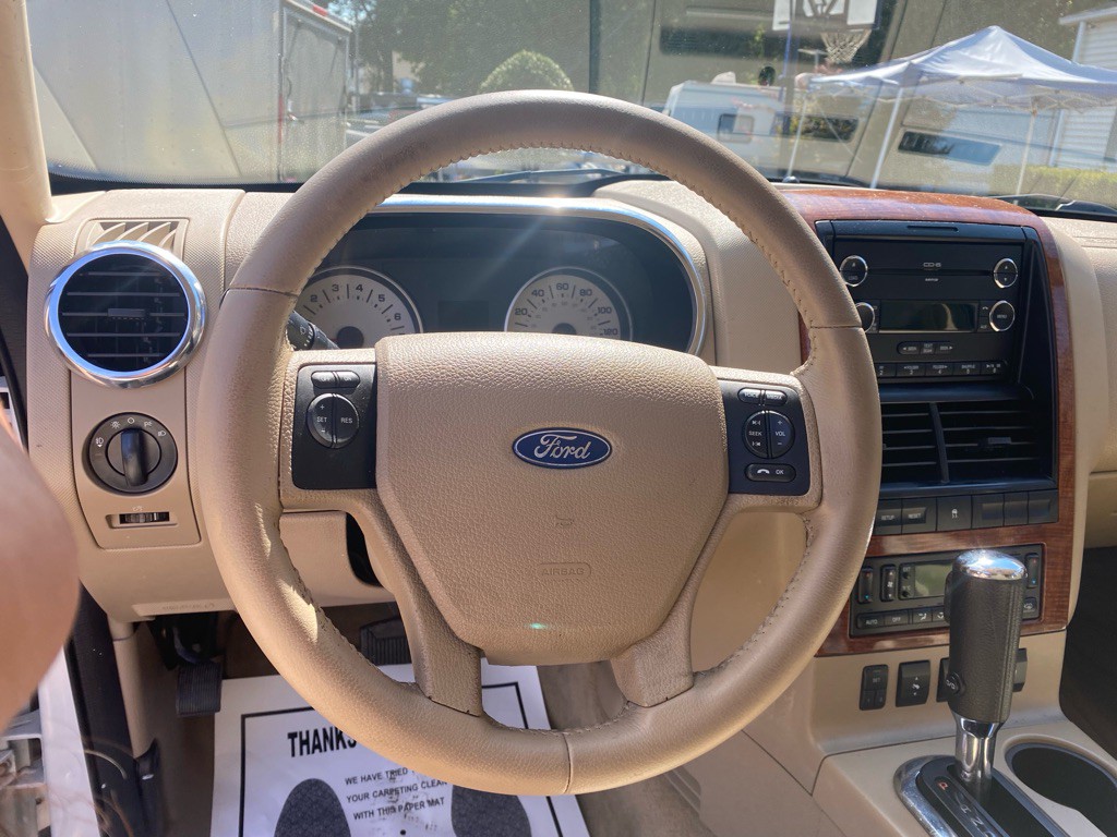 2010 Ford Explorer Image 14