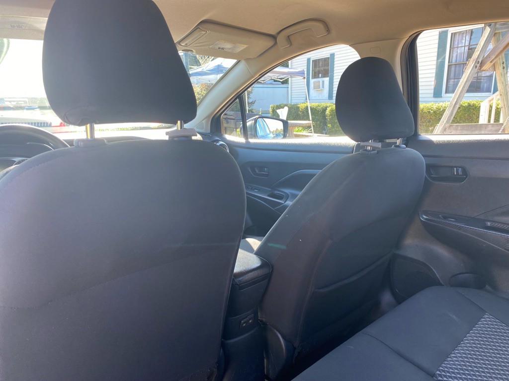2021 Nissan Versa Image 19