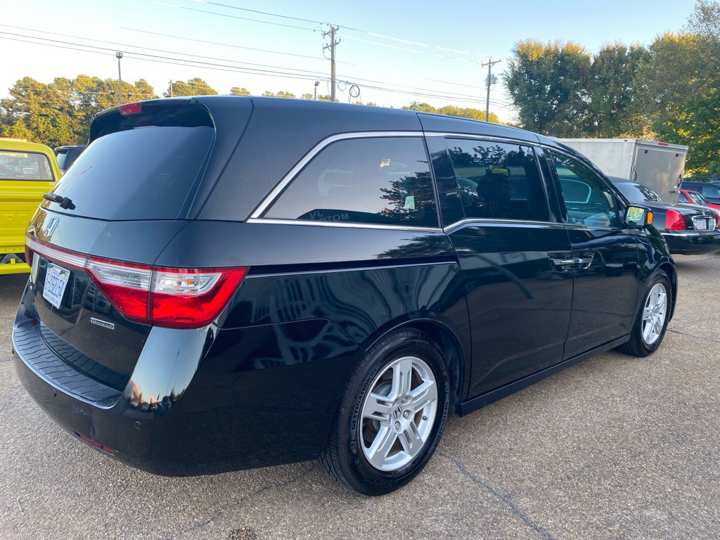 2012 Honda Odyssey Image 5