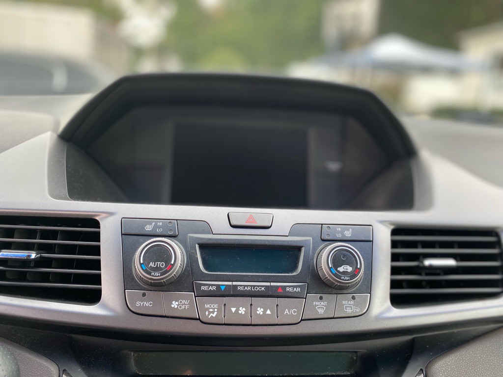 2012 Honda Odyssey Image 13