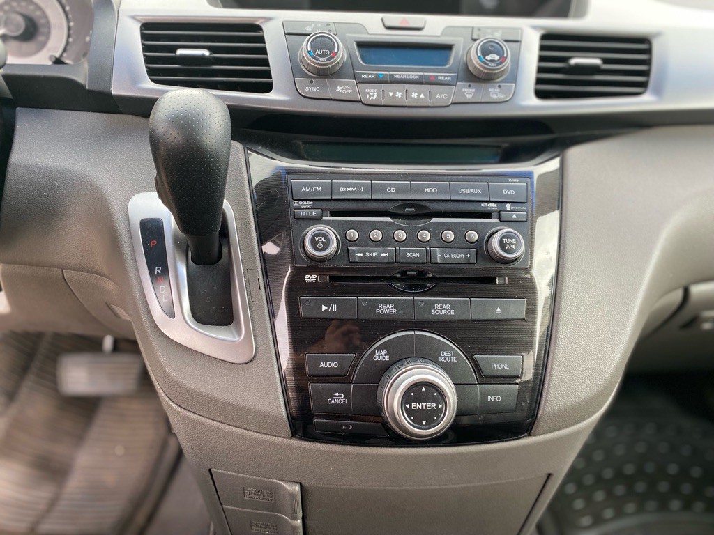 2012 Honda Odyssey Image 14