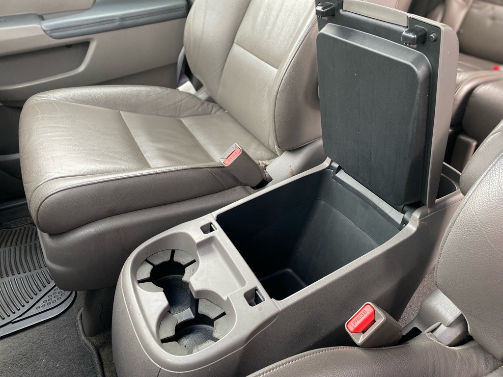 2012 Honda Odyssey Image 18