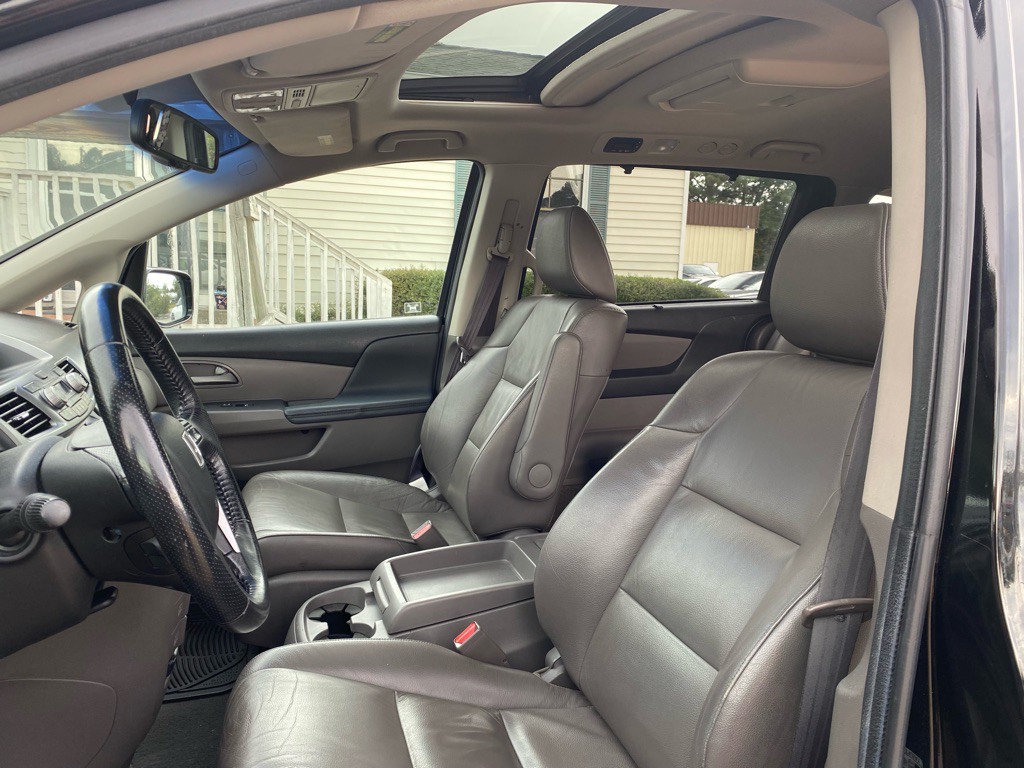 2012 Honda Odyssey Image 20