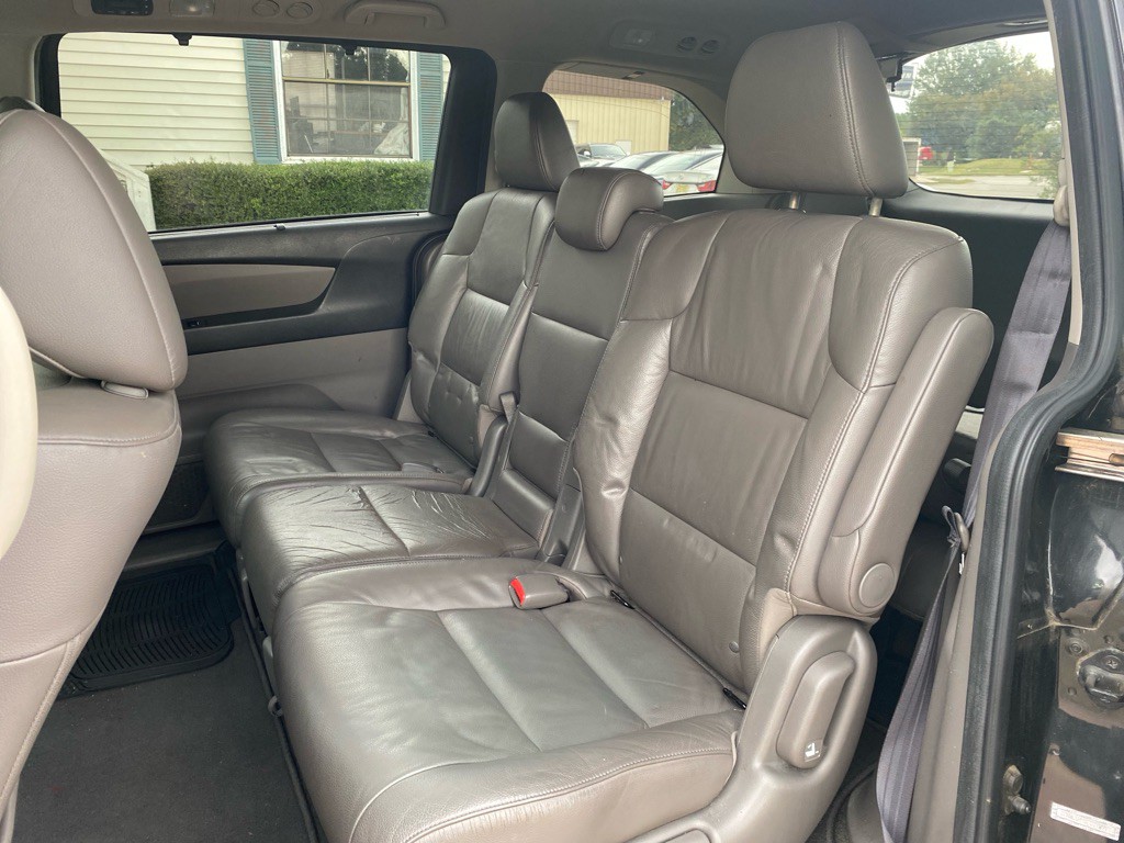 2012 Honda Odyssey Image 21