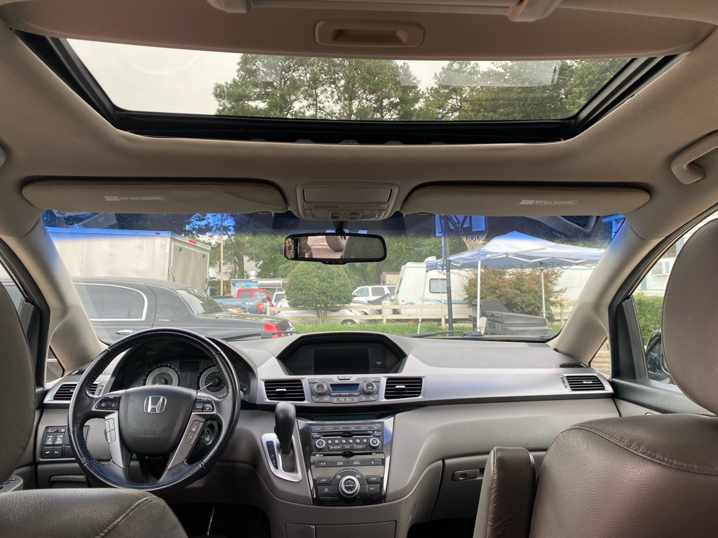2012 Honda Odyssey Image 22