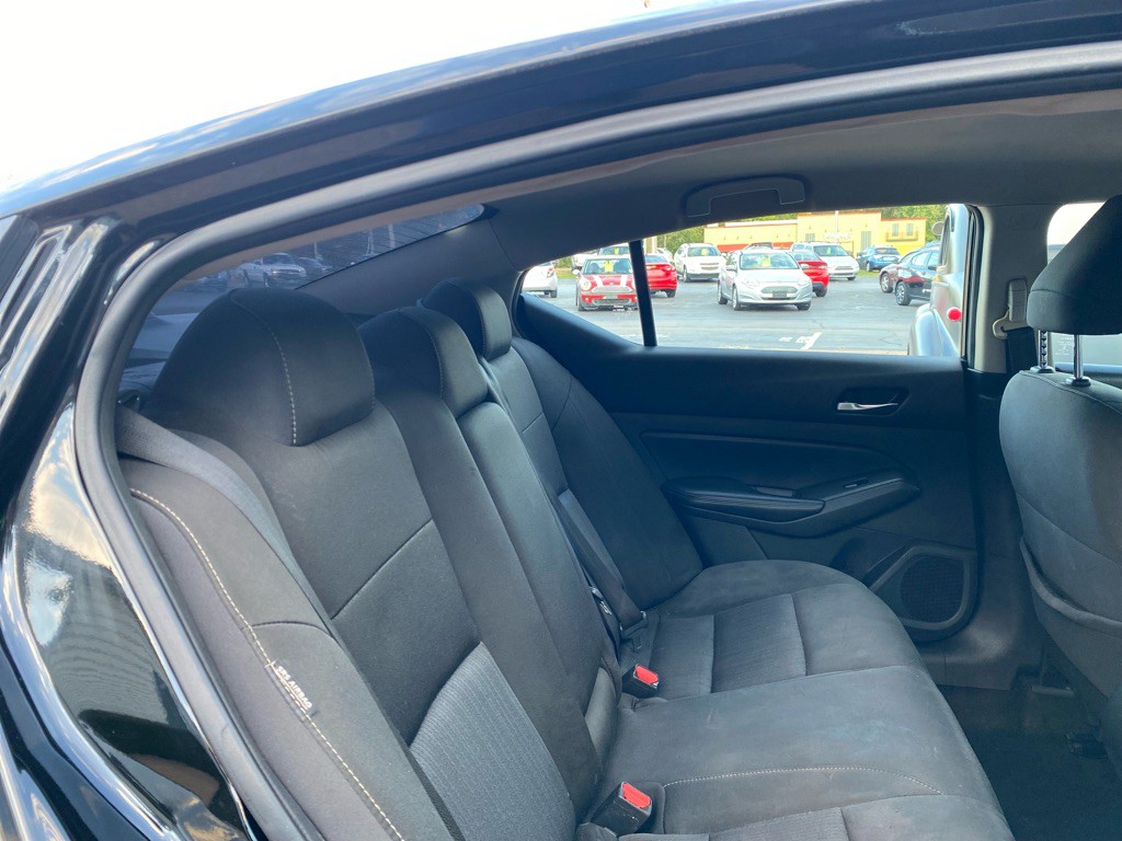 2020 Nissan Altima Image 18