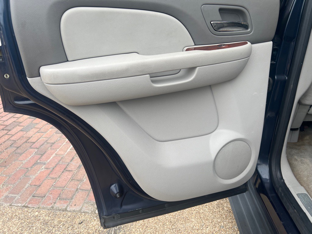 2009 Chevrolet Tahoe Image 15