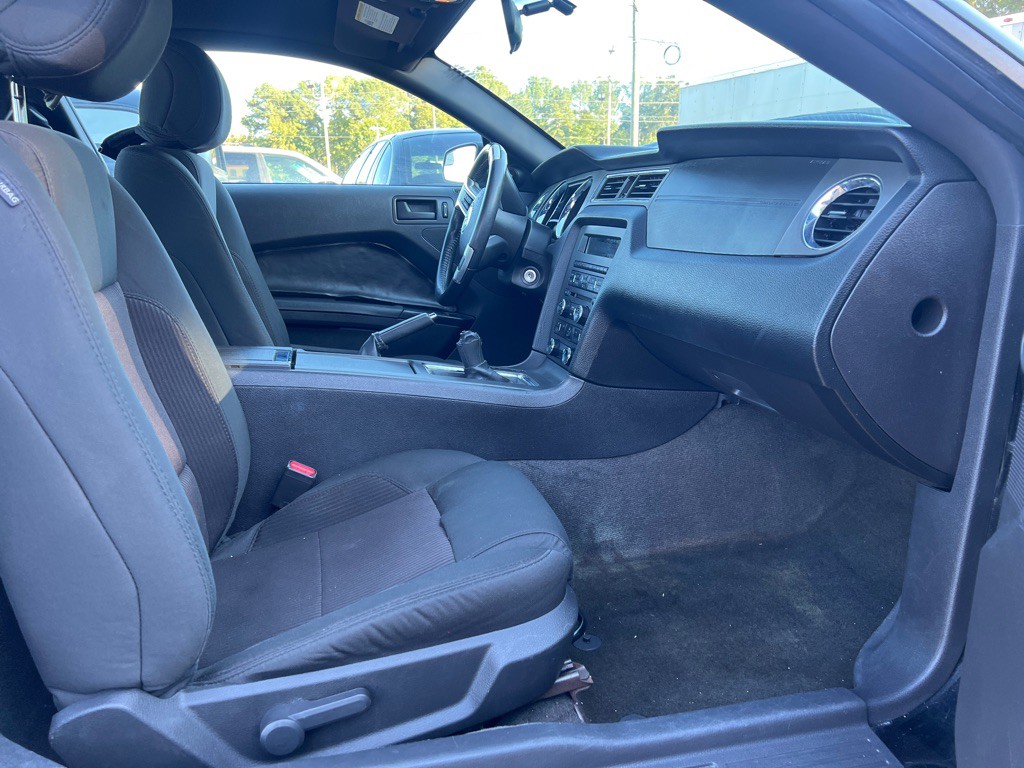 2014 Ford Mustang Image 14