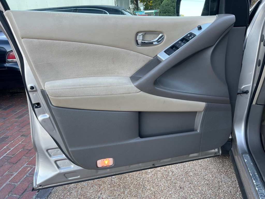 2010 Nissan Murano Image 8