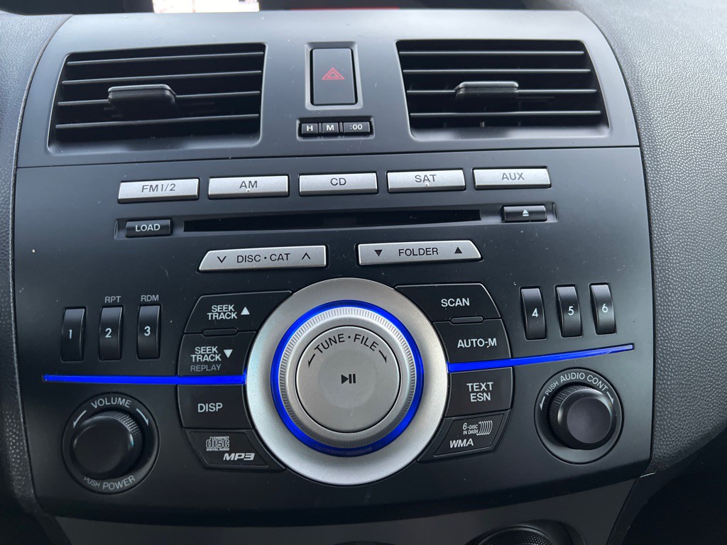 2010 Mazda Mazda3 Image 15