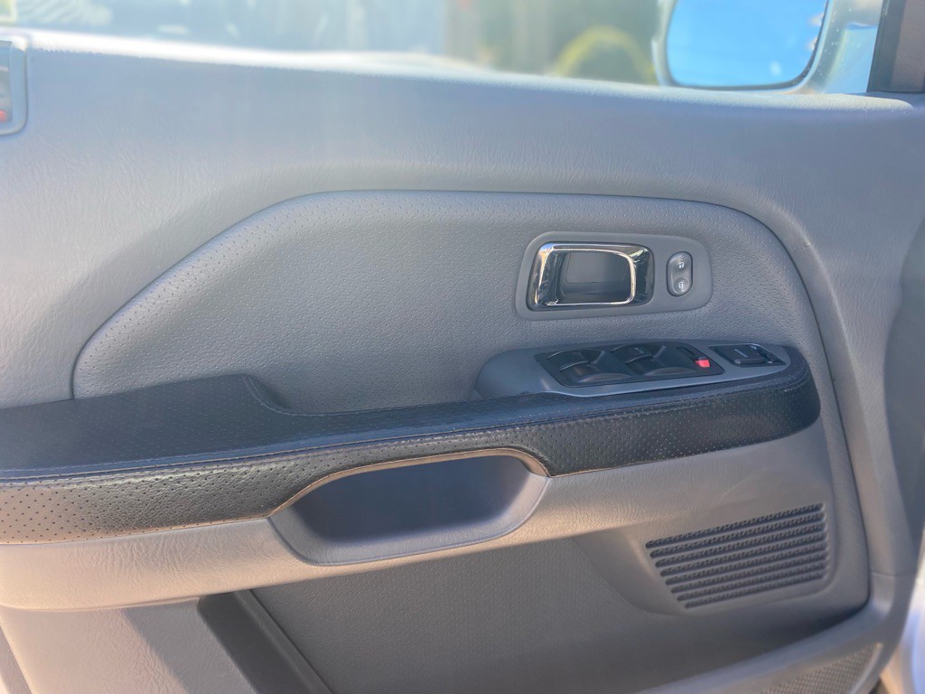 2004 Honda Pilot Image 9