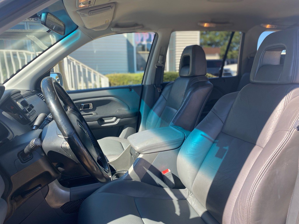 2004 Honda Pilot Image 11