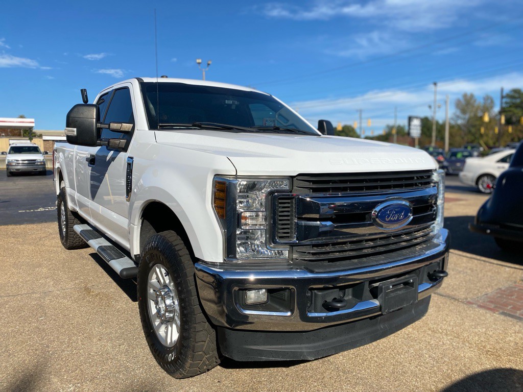 2018 Ford F-250 Image 1