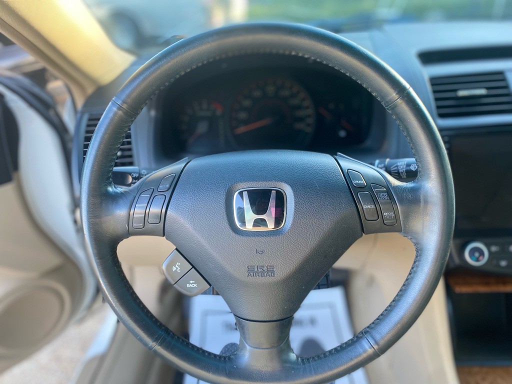 2003 Honda Accord Image 13