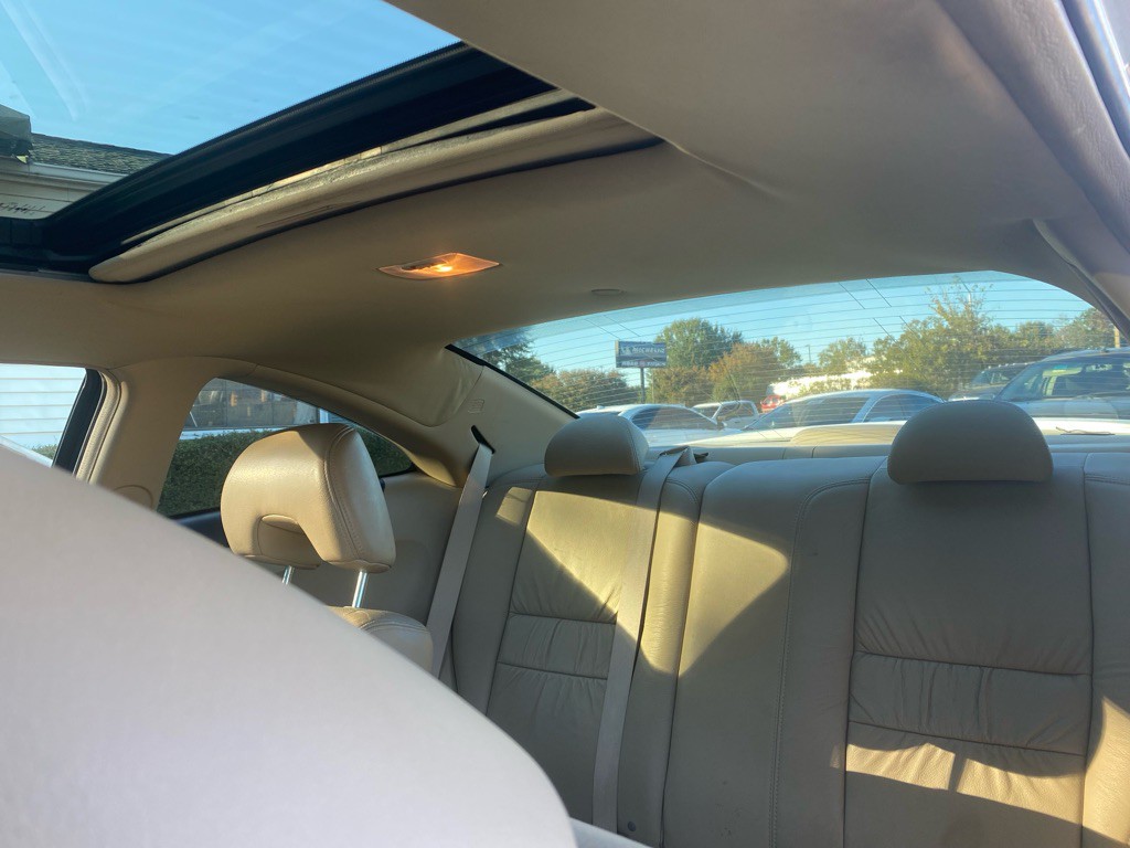 2003 Honda Accord Image 20