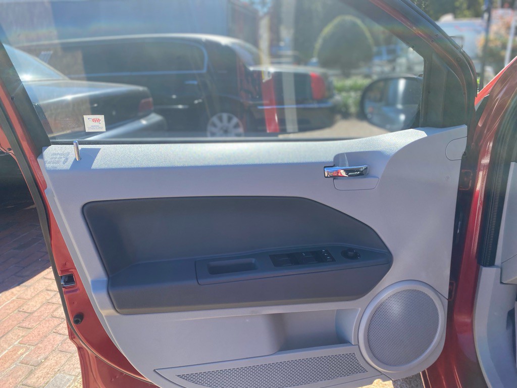 2007 Dodge Caliber Image 10