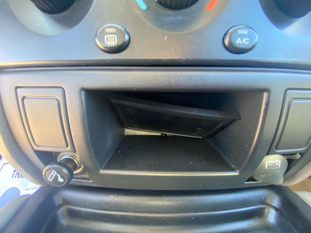 2004 Jeep Grand Cherokee Image 13