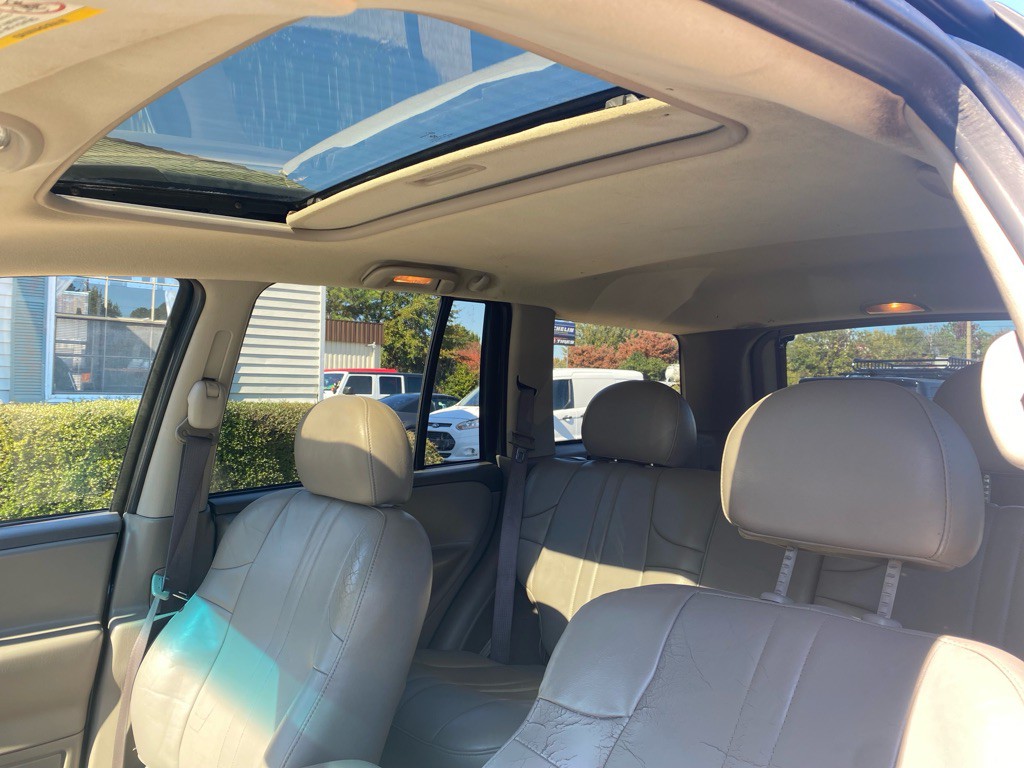 2004 Jeep Grand Cherokee Image 16