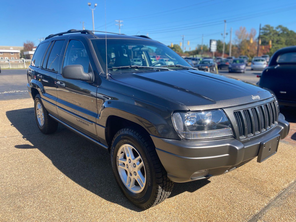 2004 Jeep Grand Cherokee Image 3