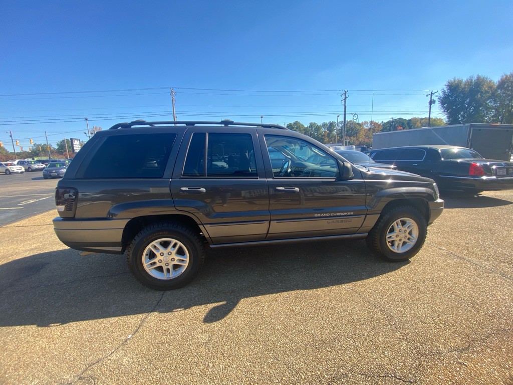 2004 Jeep Grand Cherokee Image 4