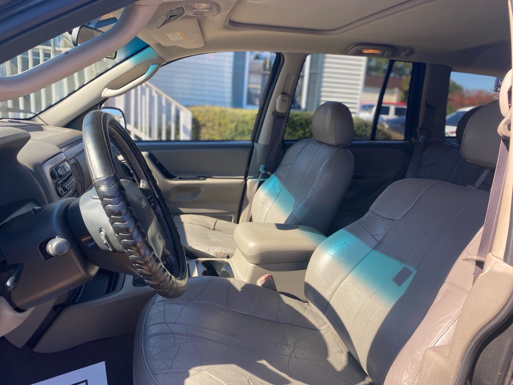 2004 Jeep Grand Cherokee Image 10