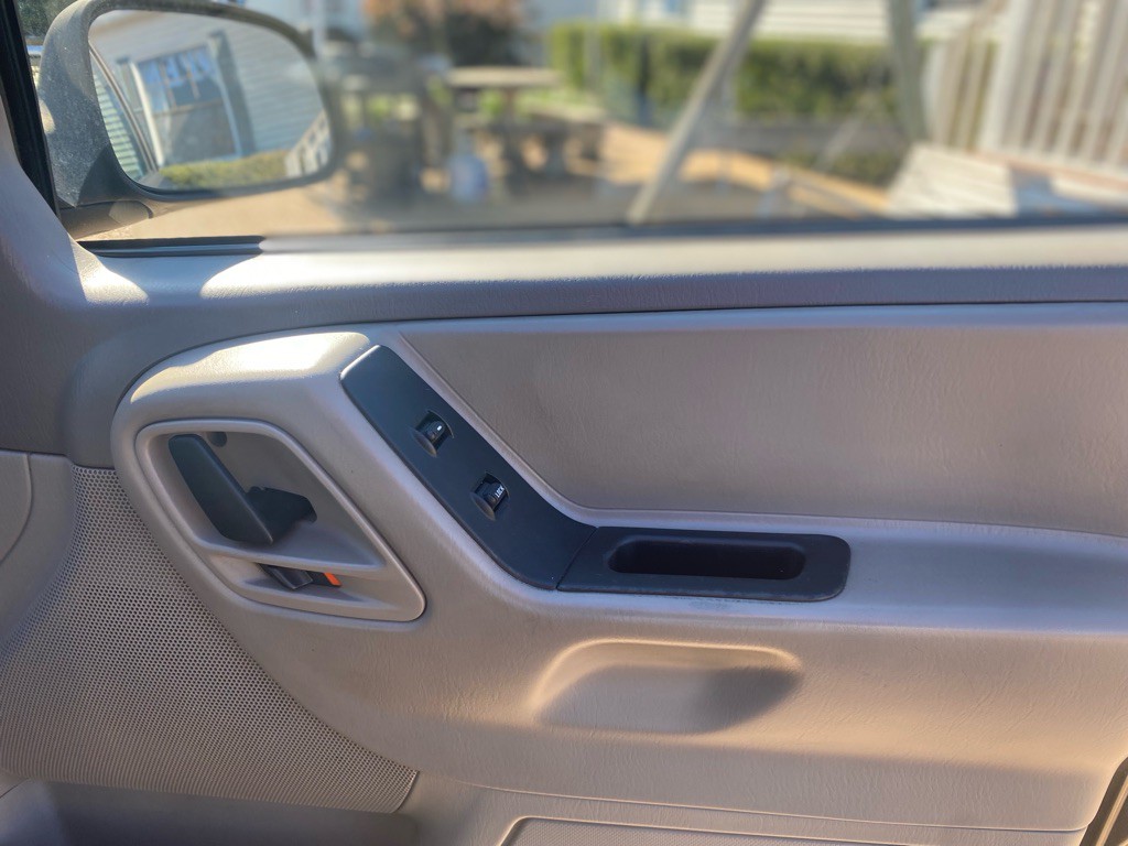 2004 Jeep Grand Cherokee Image 22