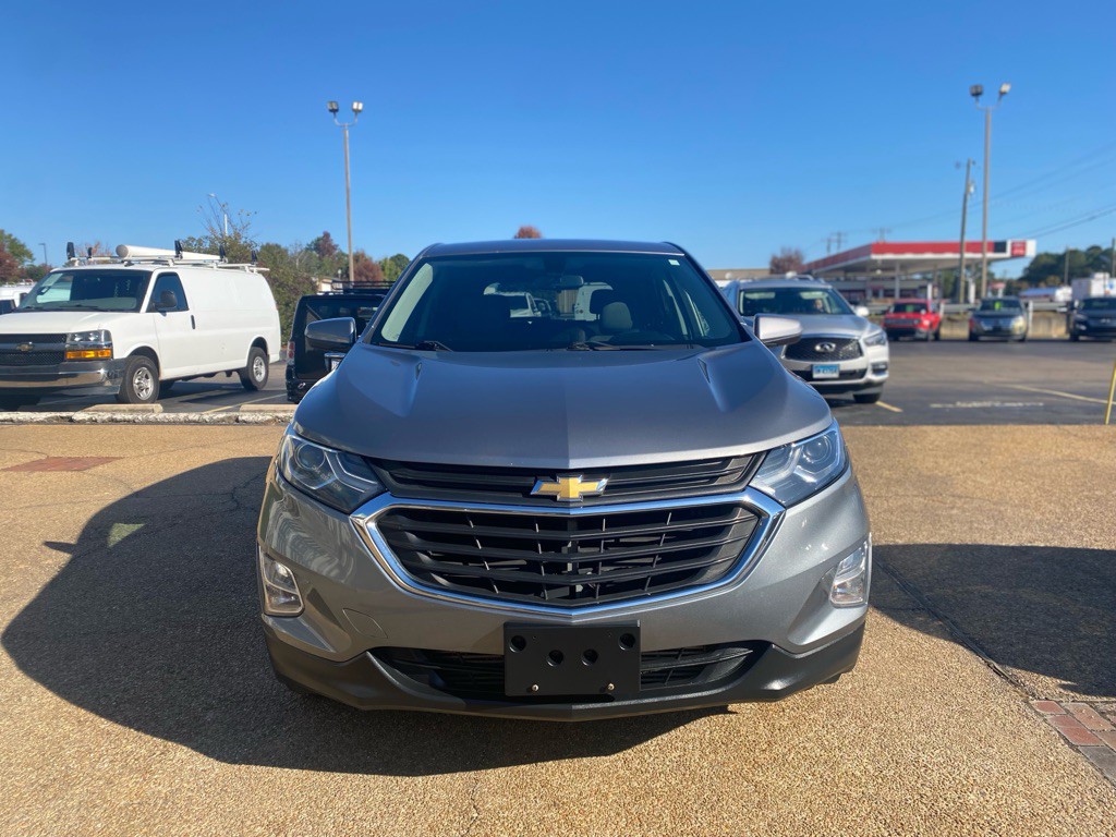 2018 Chevrolet Equinox Image 2