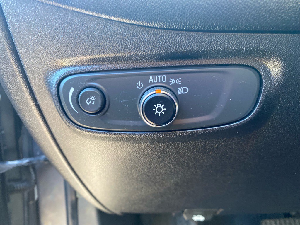 2018 Chevrolet Equinox Image 9